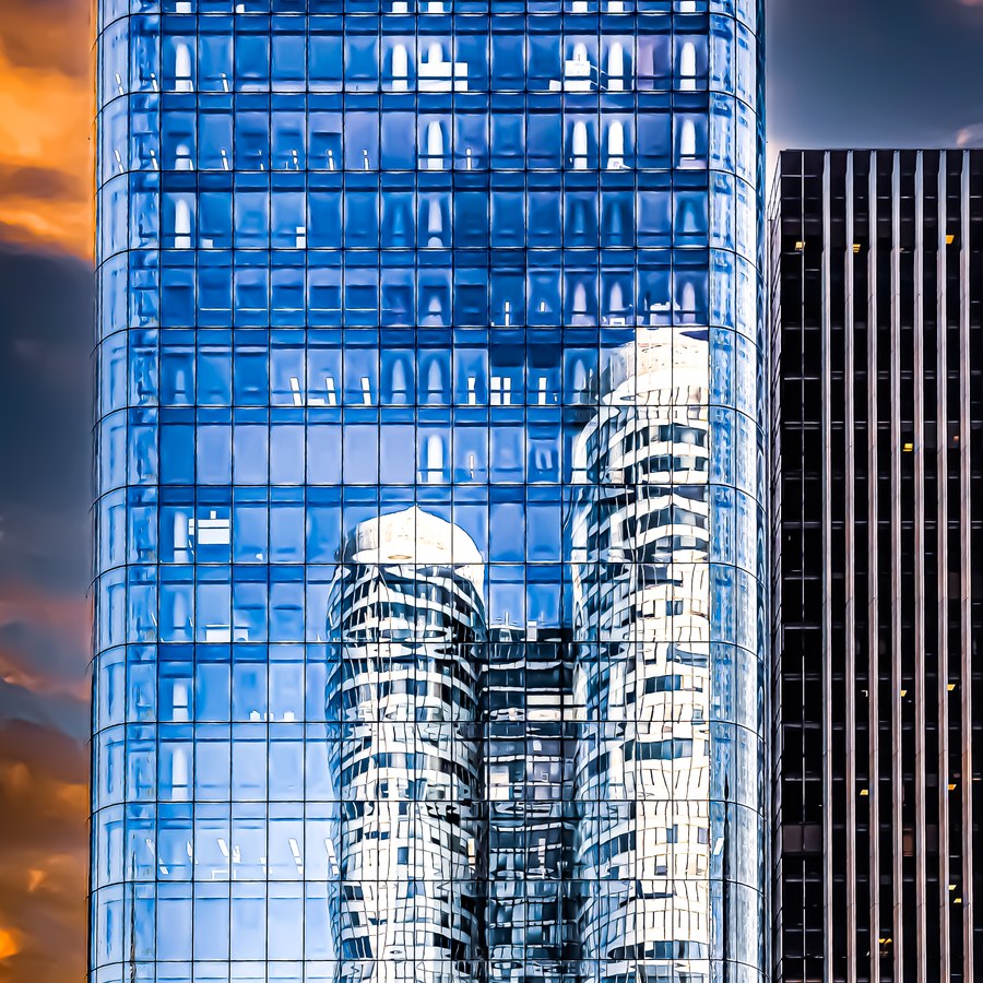 La Défense, reflets verticaux - photographie 9 par Michel Pachot